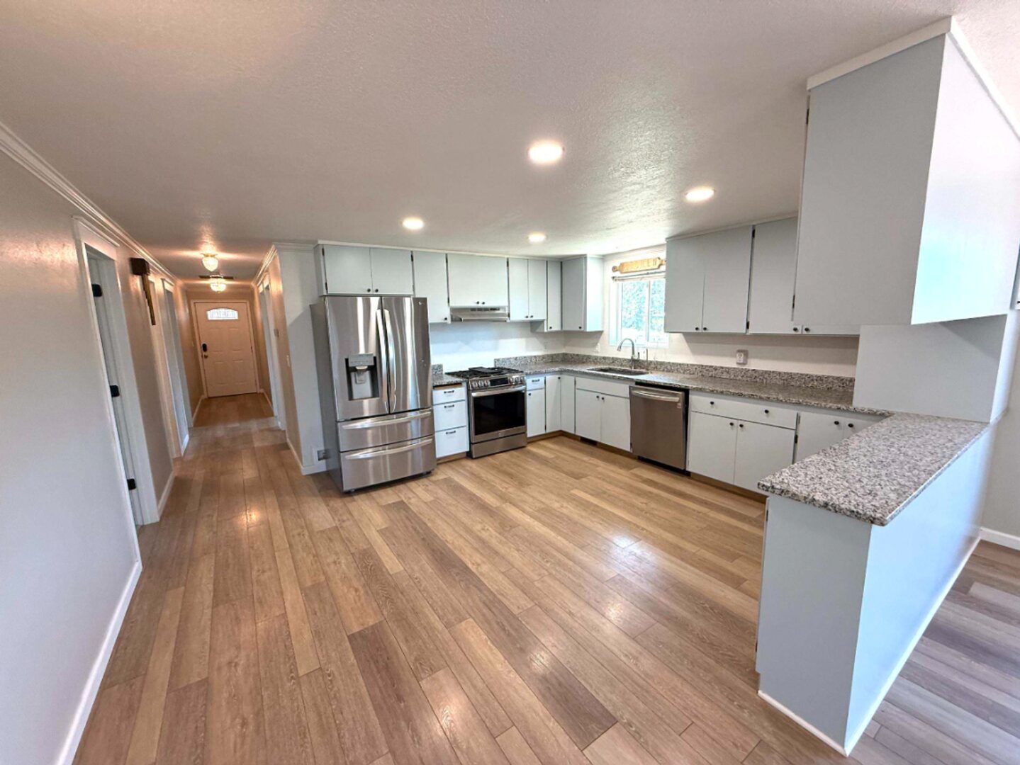 3890 NW 25th Street - Redmond - Oregon - 3 bed, 2 bath rental property