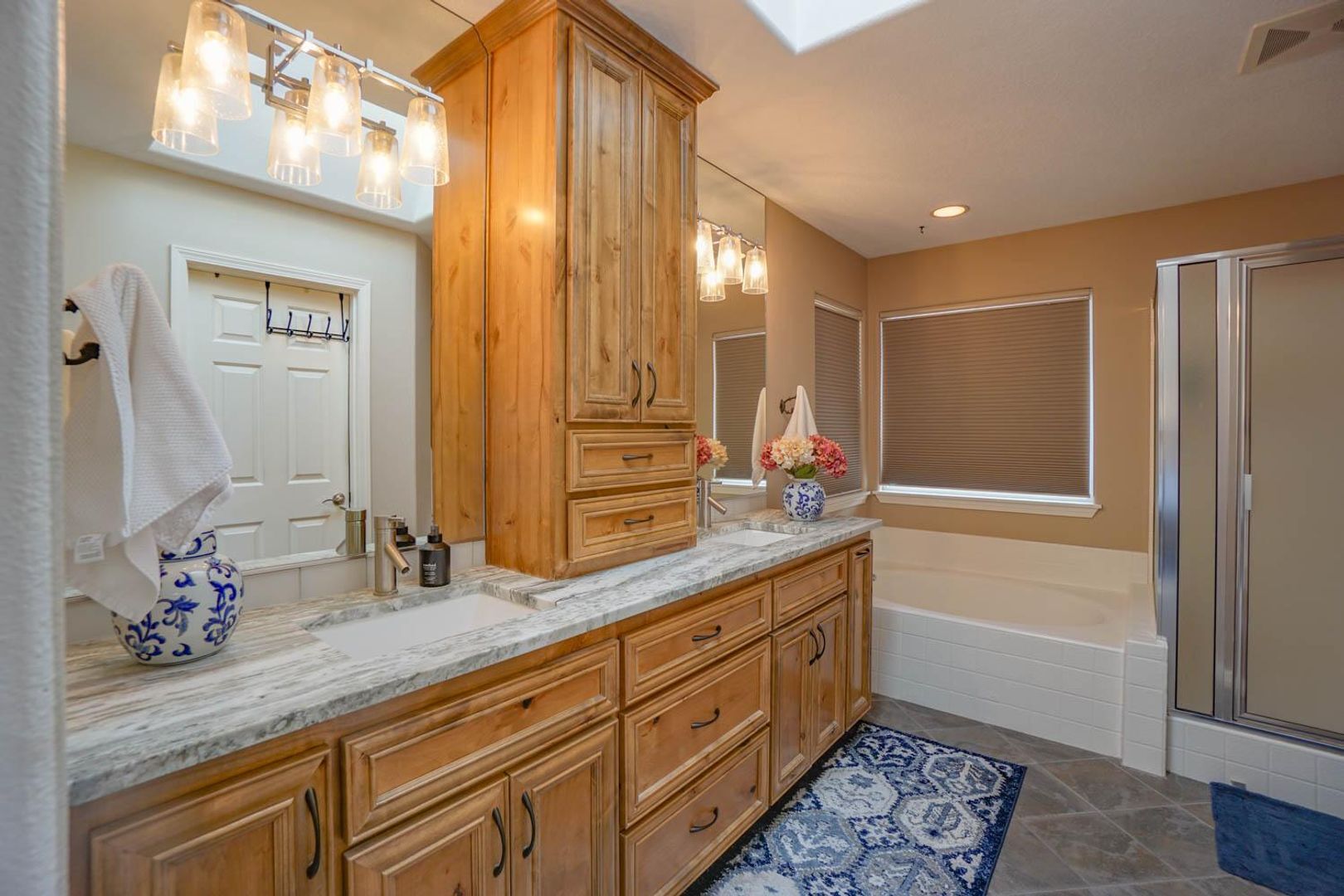 4013 NW 14th Ave - Camas - Washington - 4 bed, 3 bath rental property