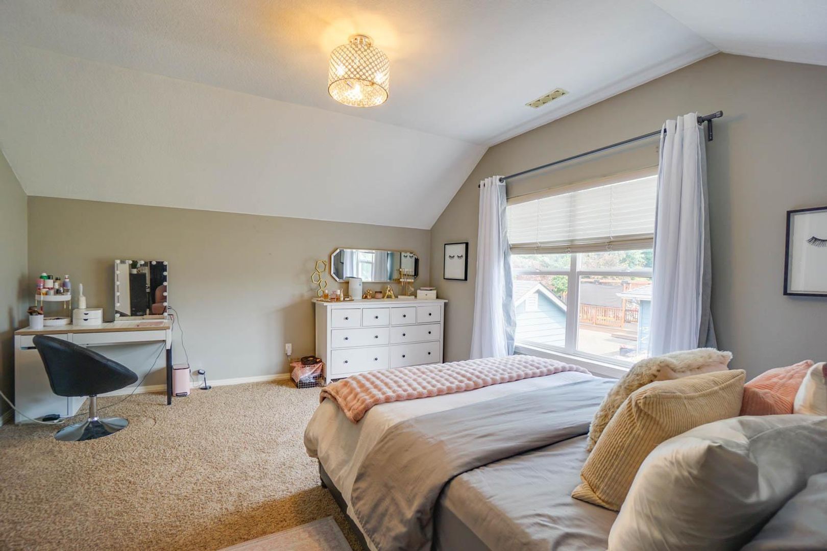 4013 NW 14th Ave - Camas - Washington - 4 bed, 3 bath rental property