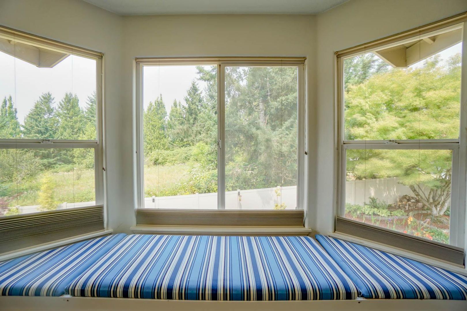 4013 NW 14th Ave - Camas - Washington - 4 bed, 3 bath rental property