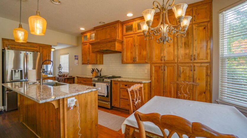 4013 NW 14th Ave - Camas - Washington - 4 bed, 3 bath rental property