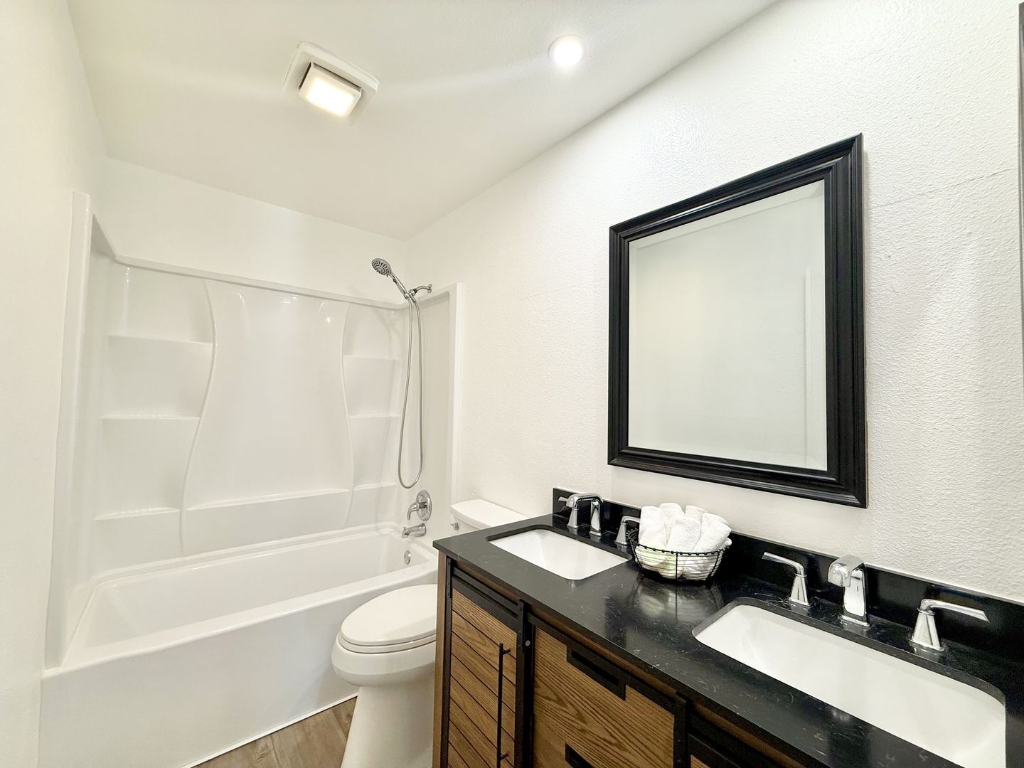 45546 Aladdin St C202 - Indio - California - 2 bed, 1 bath rental property