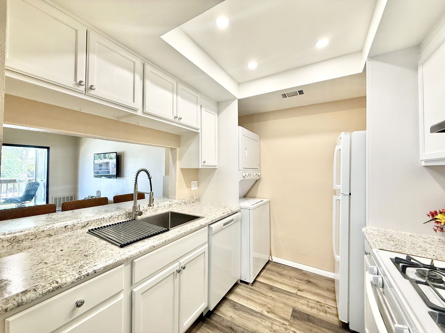 45546 Aladdin St C202 - Indio - California - 2 bed, 1 bath rental property