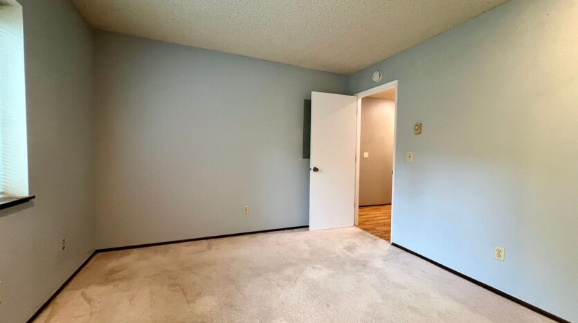 4656 SW Comus Pl - Portland - Oregon - 2 bed, 2 bath rental property