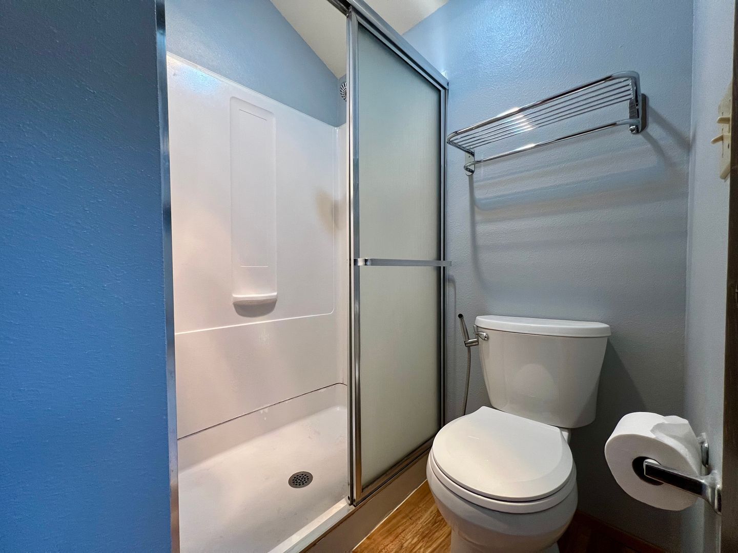 4656 SW Comus Pl - Portland - Oregon - 2 bed, 2 bath rental property