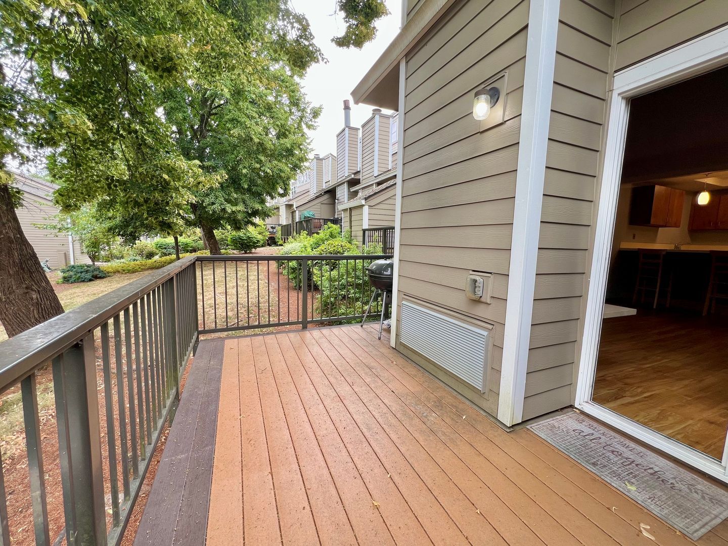 4656 SW Comus Pl - Portland - Oregon - 2 bed, 2 bath rental property