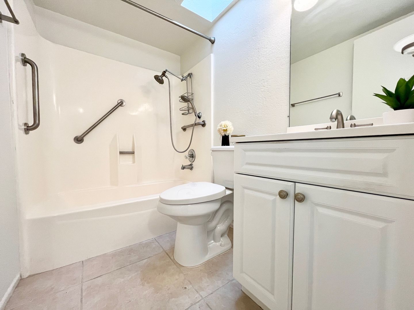 473 Bradshaw Ln - Palm Springs - California - 2 bed, 2 bath rental property