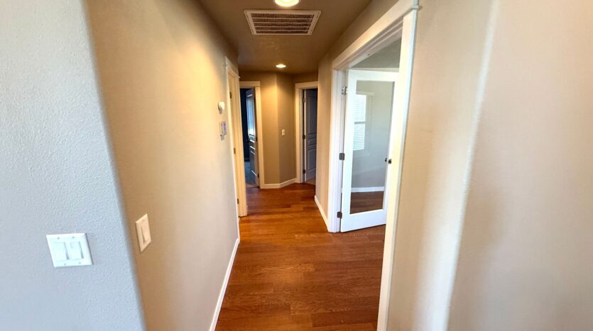 4832 SW Volcano Avenue - Redmond - Oregon - 3 bed, 2 bath rental property