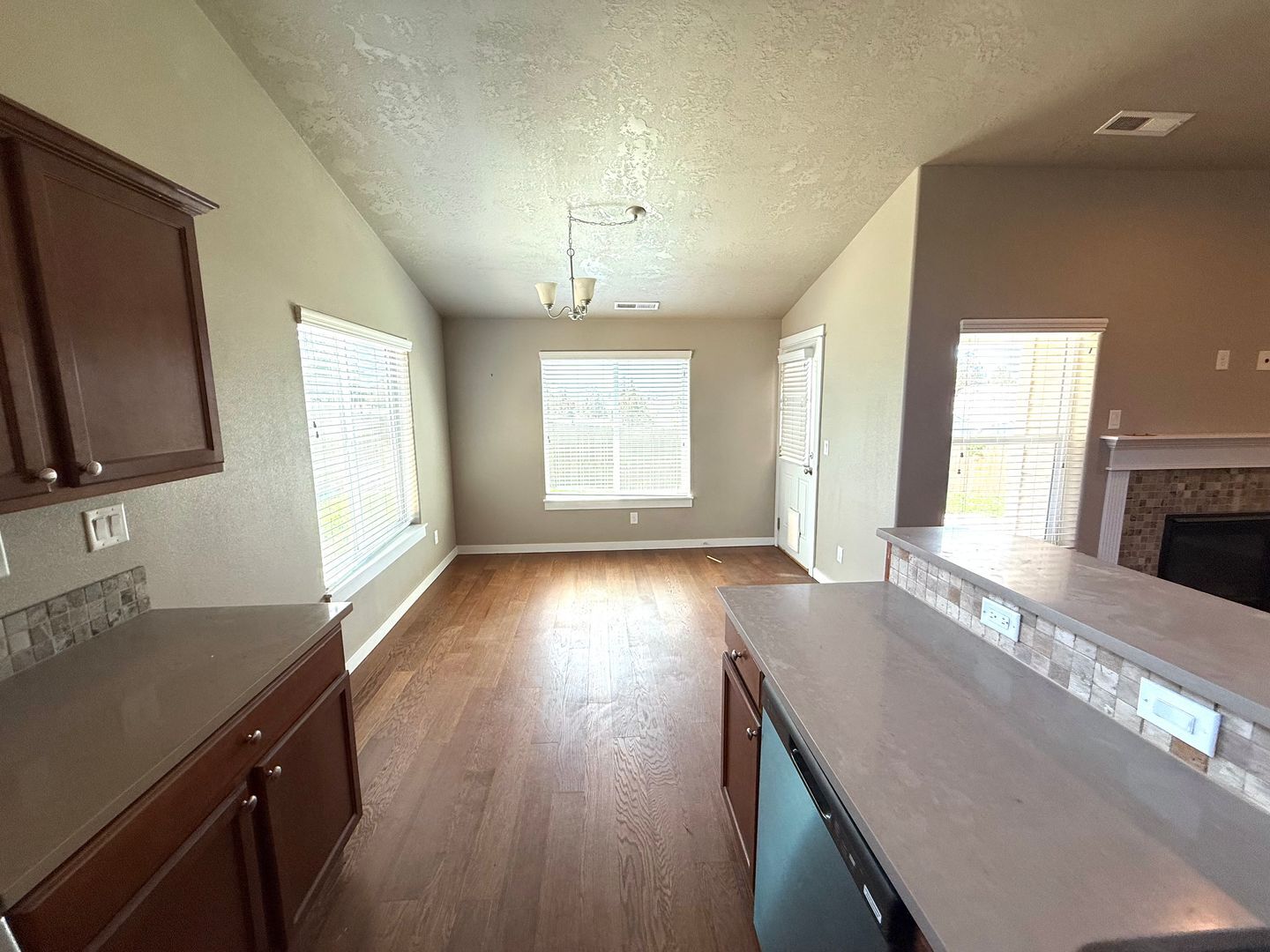 4832 SW Volcano Avenue - Redmond - Oregon - 3 bed, 2 bath rental property