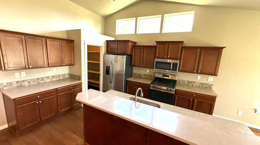 4832 SW Volcano Avenue - Redmond - Oregon - 3 bed, 2 bath rental property