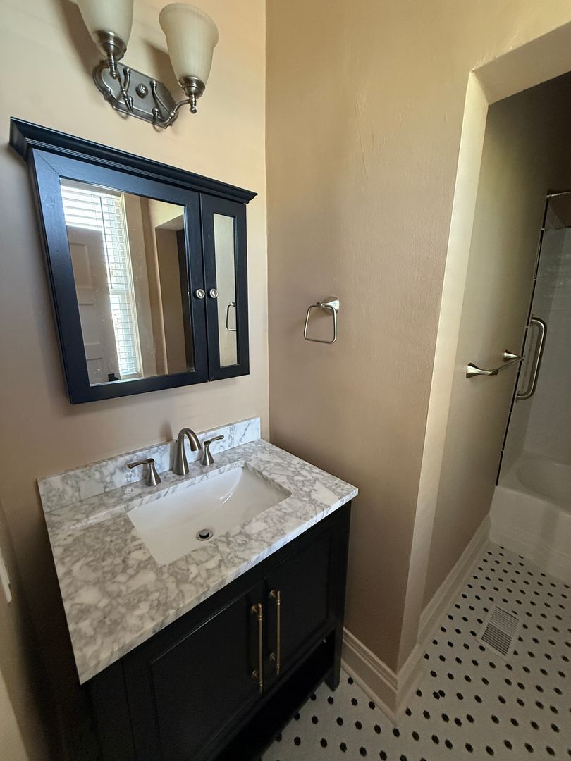 509 Walter SE - Albuquerque - New Mexico - 1 bed, 1 bath rental property