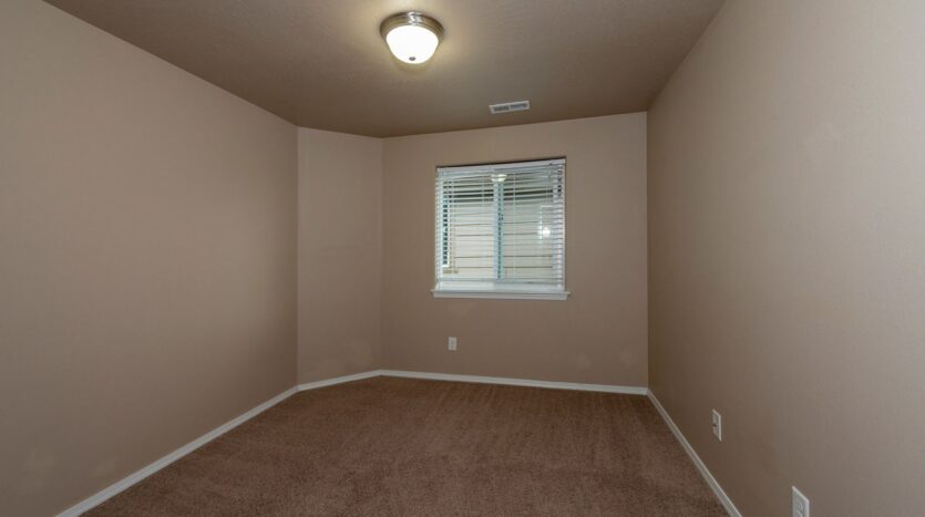 61166 Snowbrush Dr - Bend - Oregon - 3 bed, 2.5 bath rental property