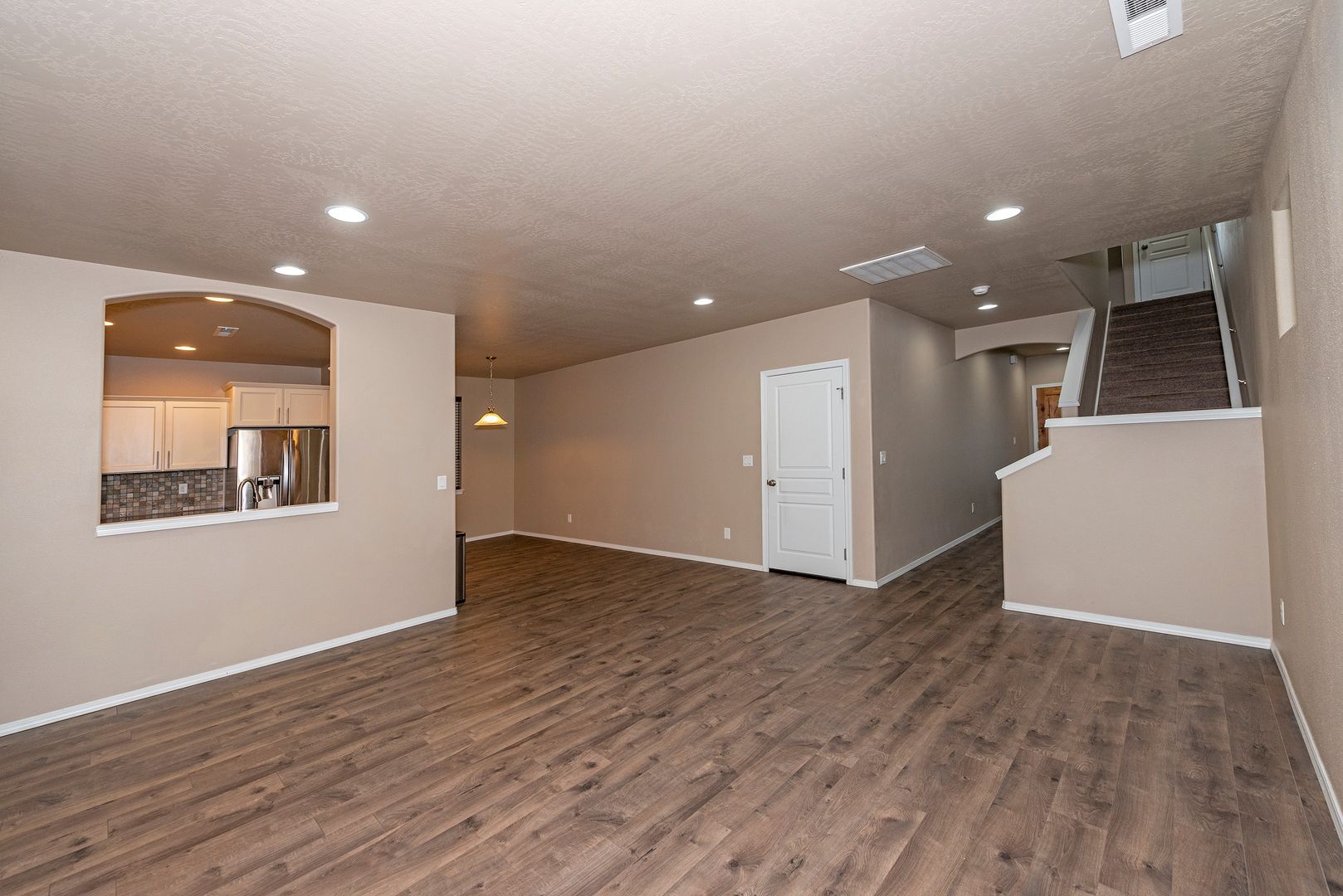 61166 Snowbrush Dr - Bend - Oregon - 3 bed, 2.5 bath rental property
