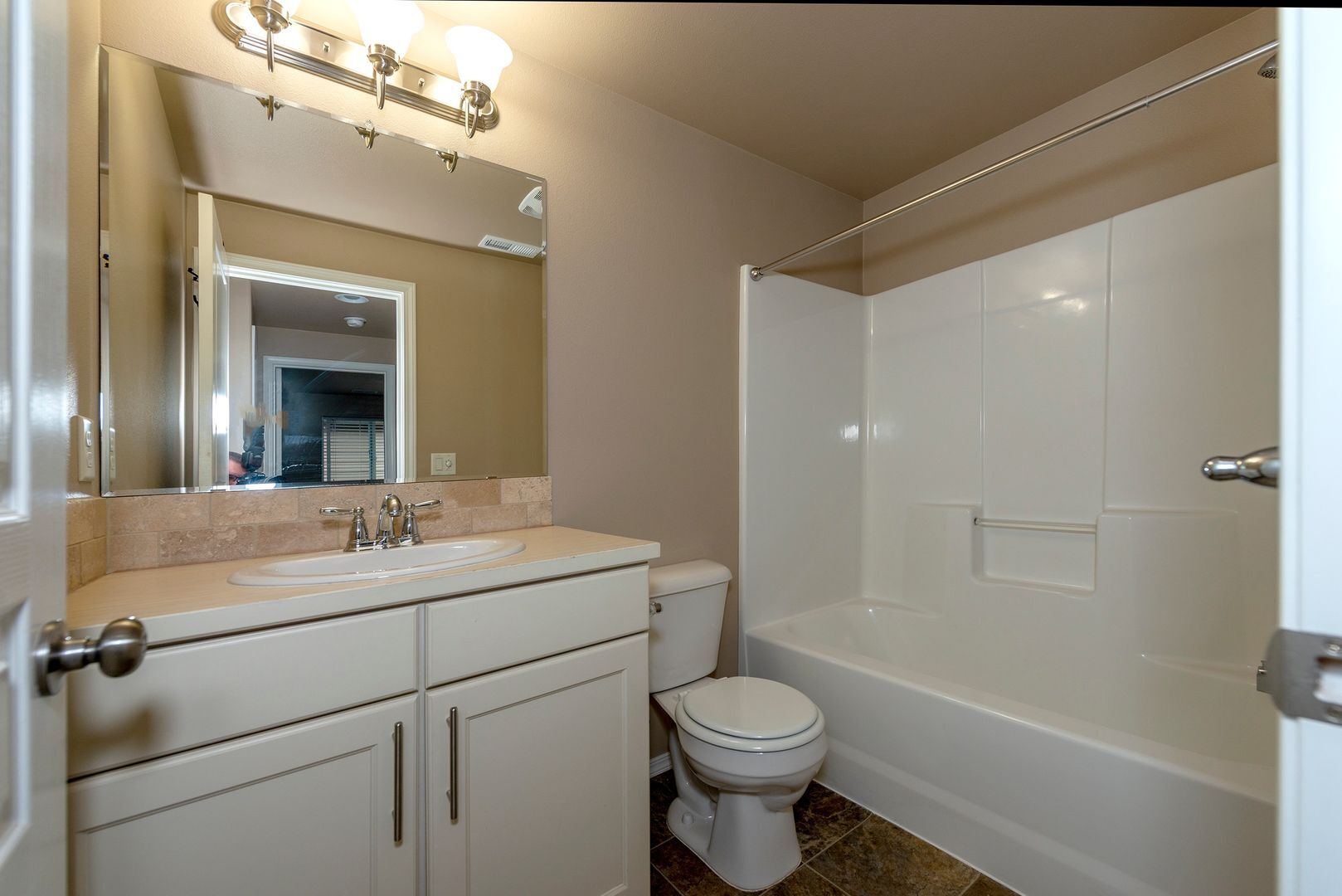 61166 Snowbrush Dr - Bend - Oregon - 3 bed, 2.5 bath rental property