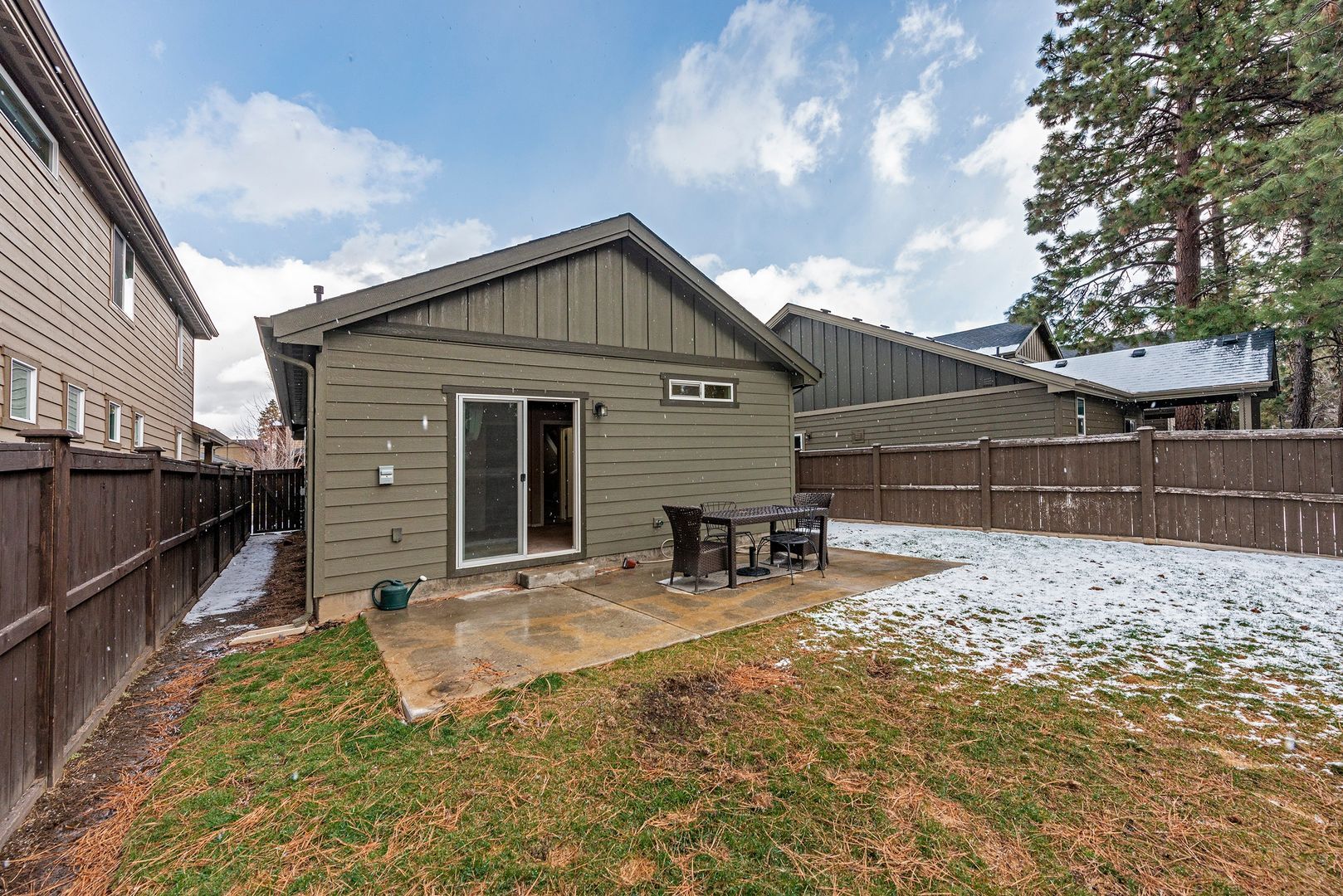 61166 Snowbrush Dr - Bend - Oregon - 3 bed, 2.5 bath rental property