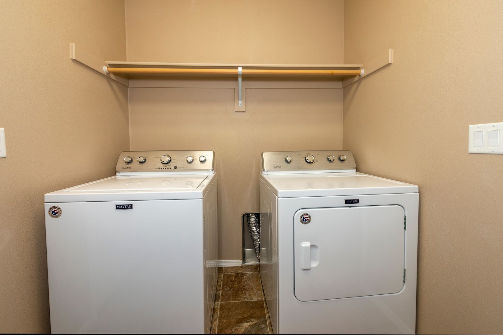 61166 Snowbrush Dr - Bend - Oregon - 3 bed, 2.5 bath rental property