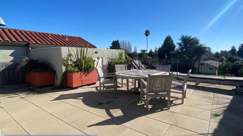 716 Darwin Street - Unit 304 - Santa Cruz - California - 2 bed, 1 bath rental property