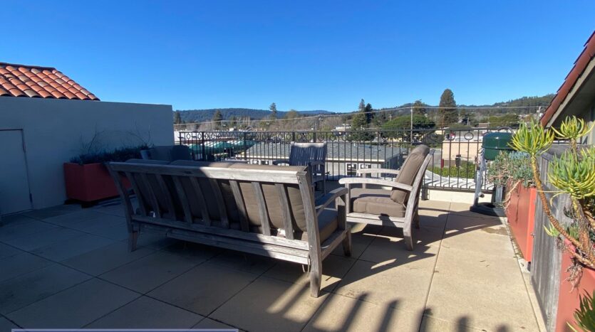 716 Darwin Street - Unit 304 - Santa Cruz - California - 2 bed, 1 bath rental property