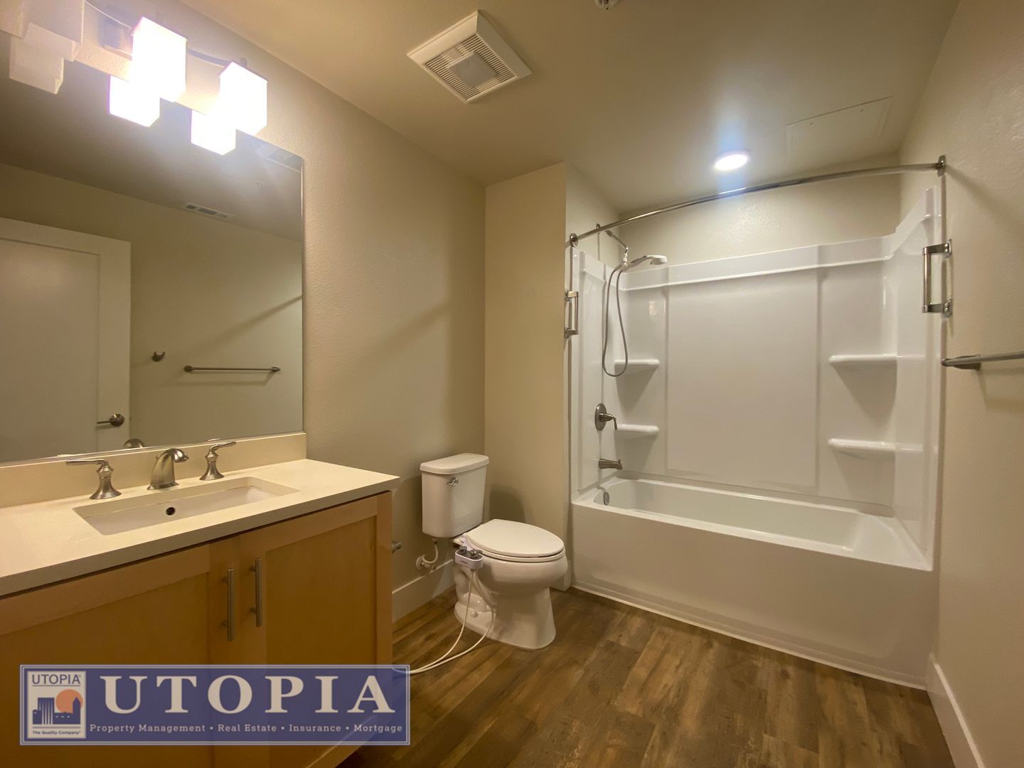 716 Darwin Street - Unit 304 - Santa Cruz - California - 2 bed, 1 bath rental property