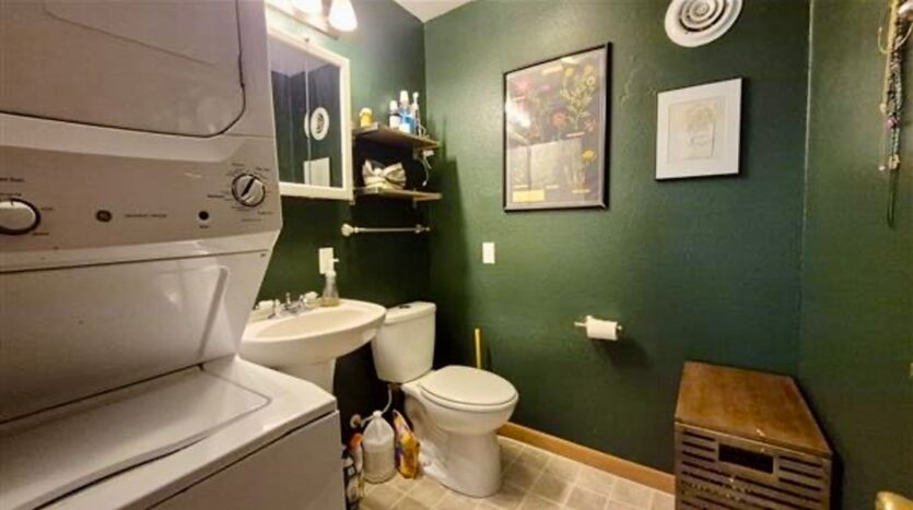 7330 SW 53rd - Portland - Oregon - 3 bed, 1.5 bath rental property