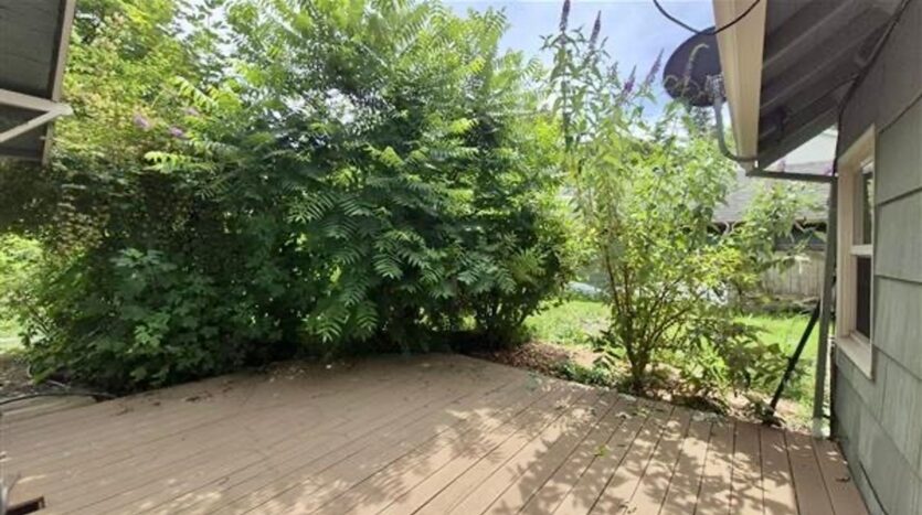 7330 SW 53rd - Portland - Oregon - 3 bed, 1.5 bath rental property