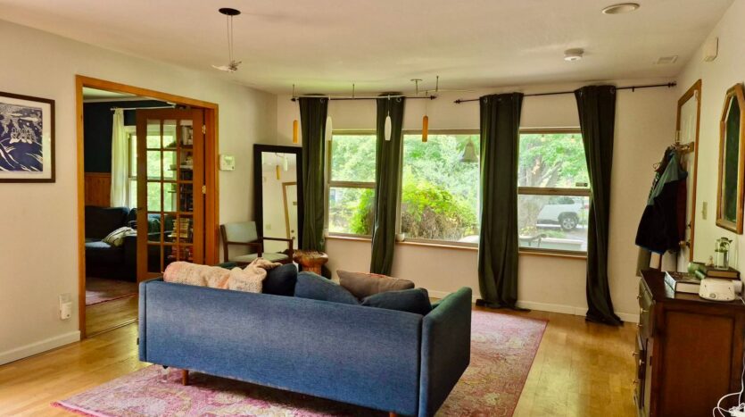 7330 SW 53rd - Portland - Oregon - 3 bed, 1.5 bath rental property