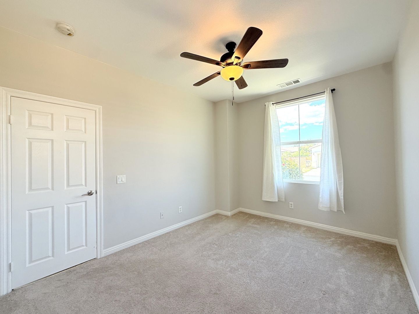 80435 Atherstone Dr - Indio - California - 3 bed, 2 bath rental property