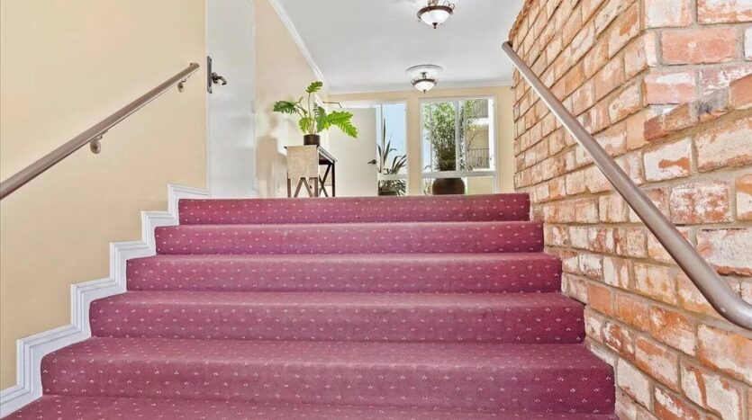 8163 Redlands St. Unit 5 - Los Angeles - California - 1 bed, 1 bath rental property
