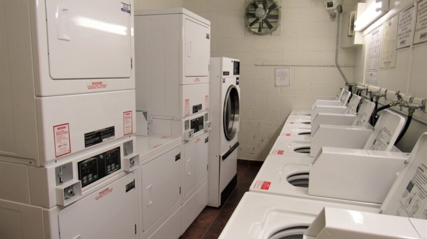 8163 Redlands St. Unit 5 - Los Angeles - California - 1 bed, 1 bath rental property