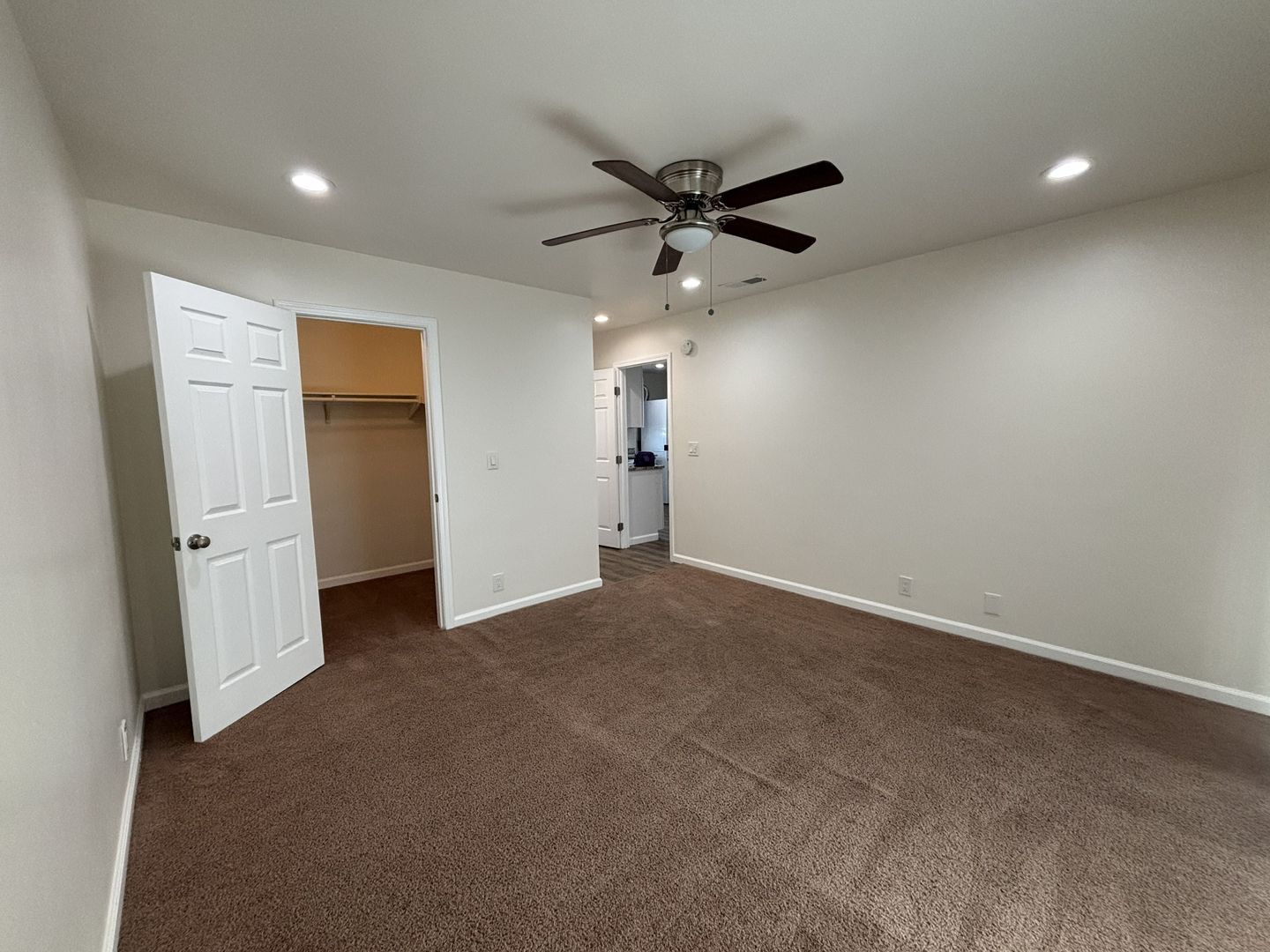 821 Old Stage Rd - Fallbrook - California - 2 bed, 2 bath rental property