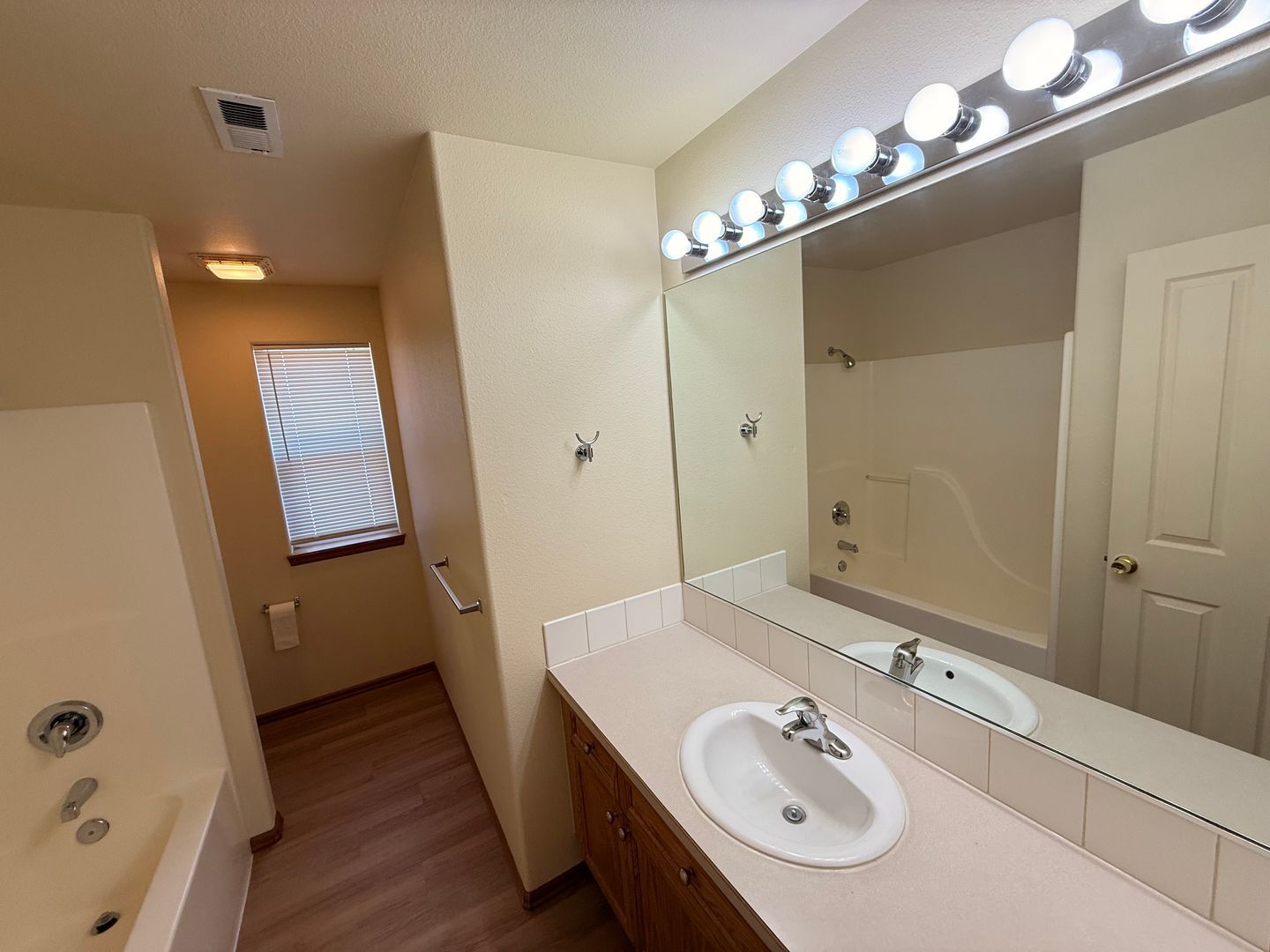 1126 SW 33rd Street - Redmond - Oregon - 4 bed, 2 bath rental property