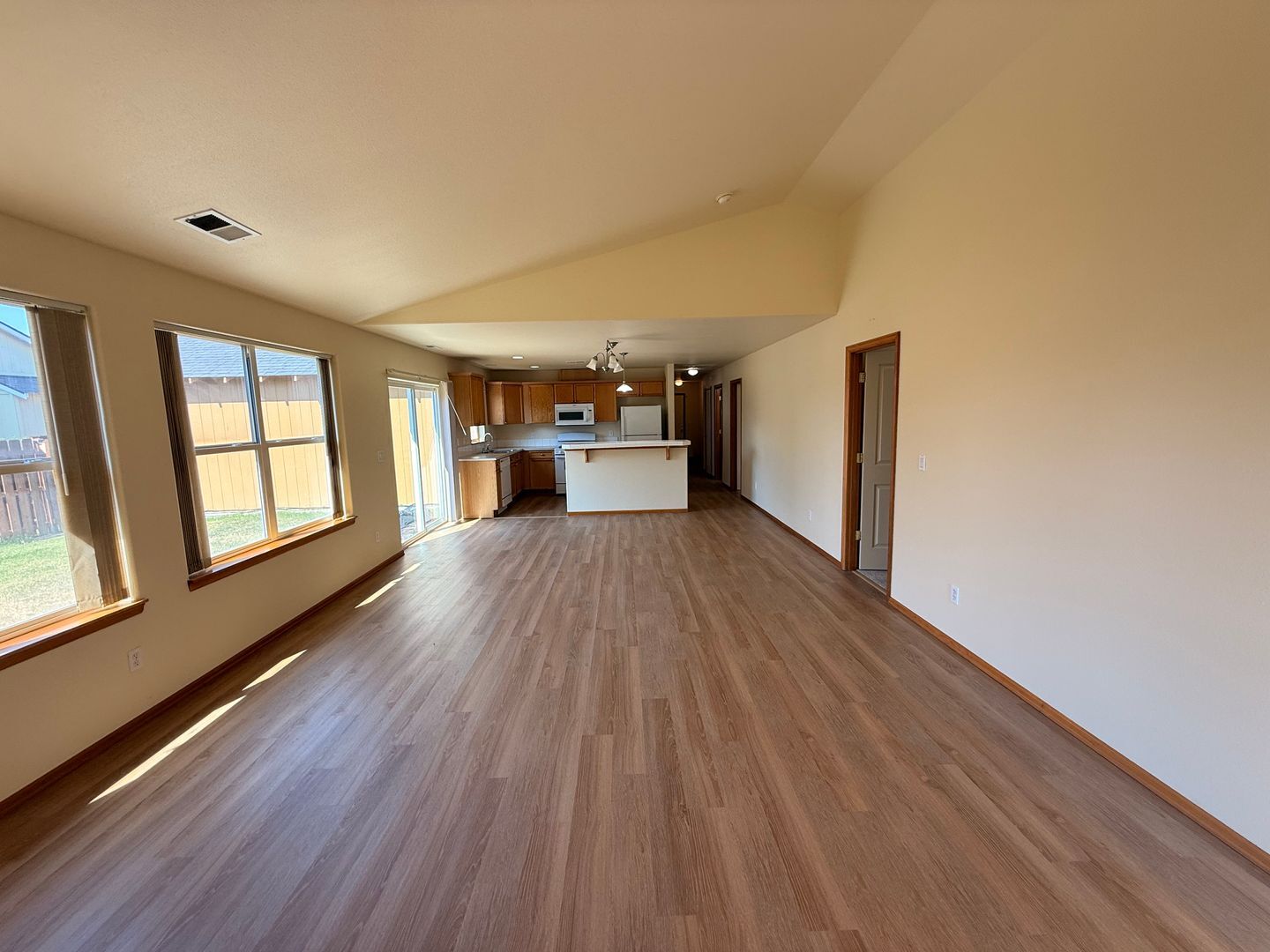 1126 SW 33rd Street - Redmond - Oregon - 4 bed, 2 bath rental property