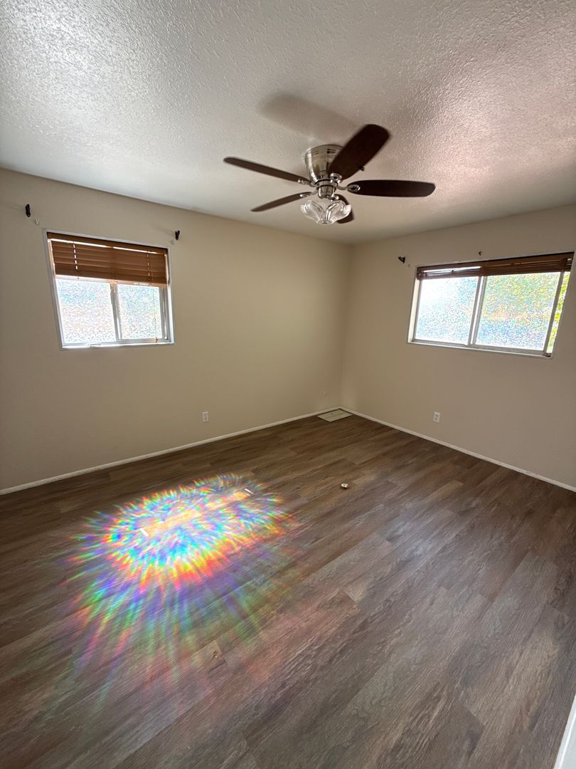 13410 Mountain View Ave NE - Albuquerque - New Mexico - 3 bed, 2 bath rental property