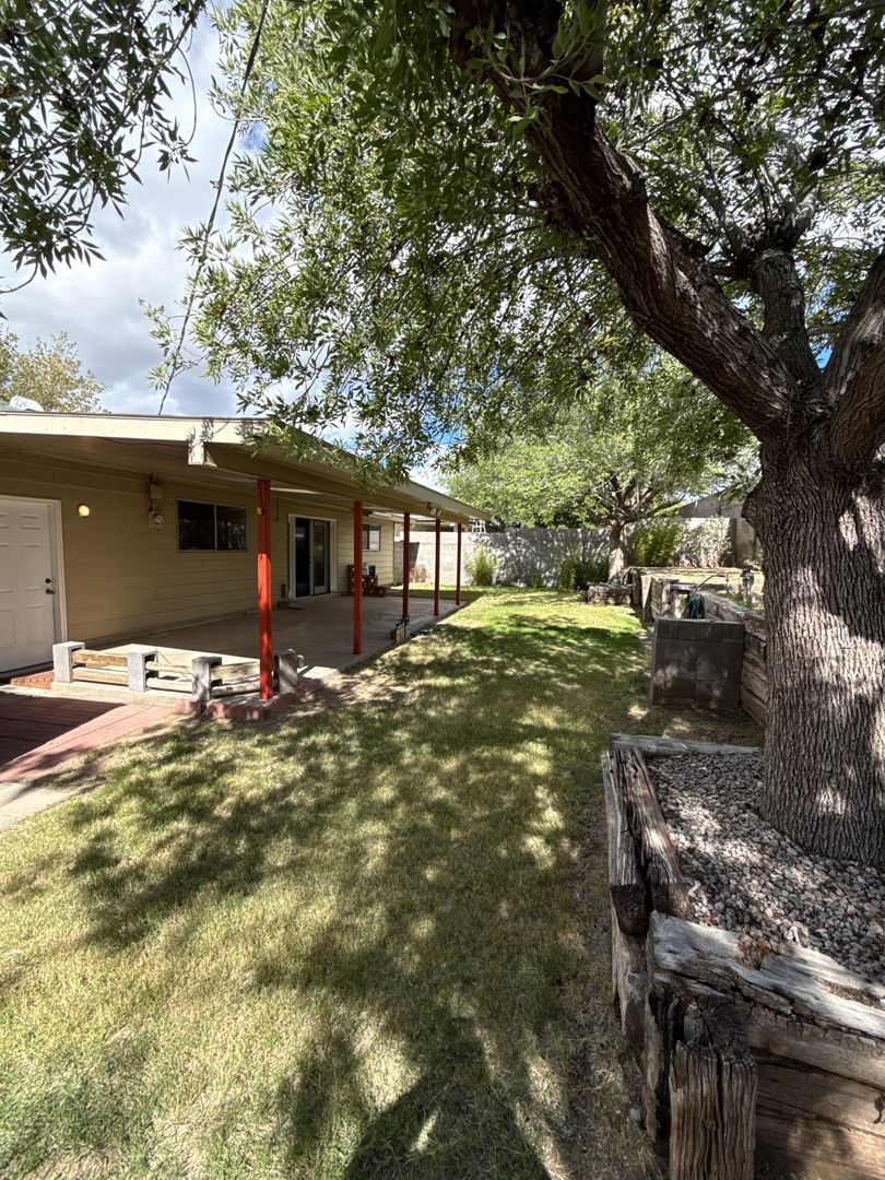13410 Mountain View Ave NE - Albuquerque - New Mexico - 3 bed, 2 bath rental property