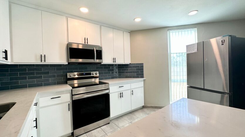 200 Camino Norte - Palm Springs - California - 2 bed, 2 bath rental property