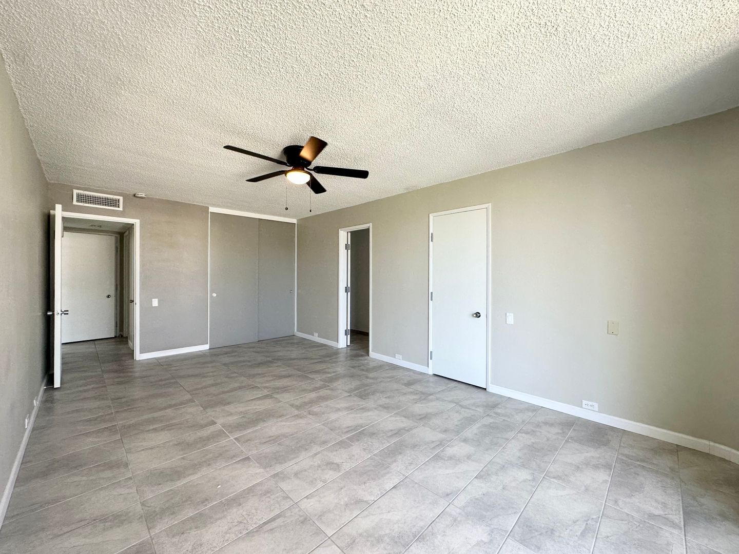 200 Camino Norte - Palm Springs - California - 2 bed, 2 bath rental property