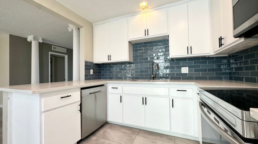 200 Camino Norte - Palm Springs - California - 2 bed, 2 bath rental property