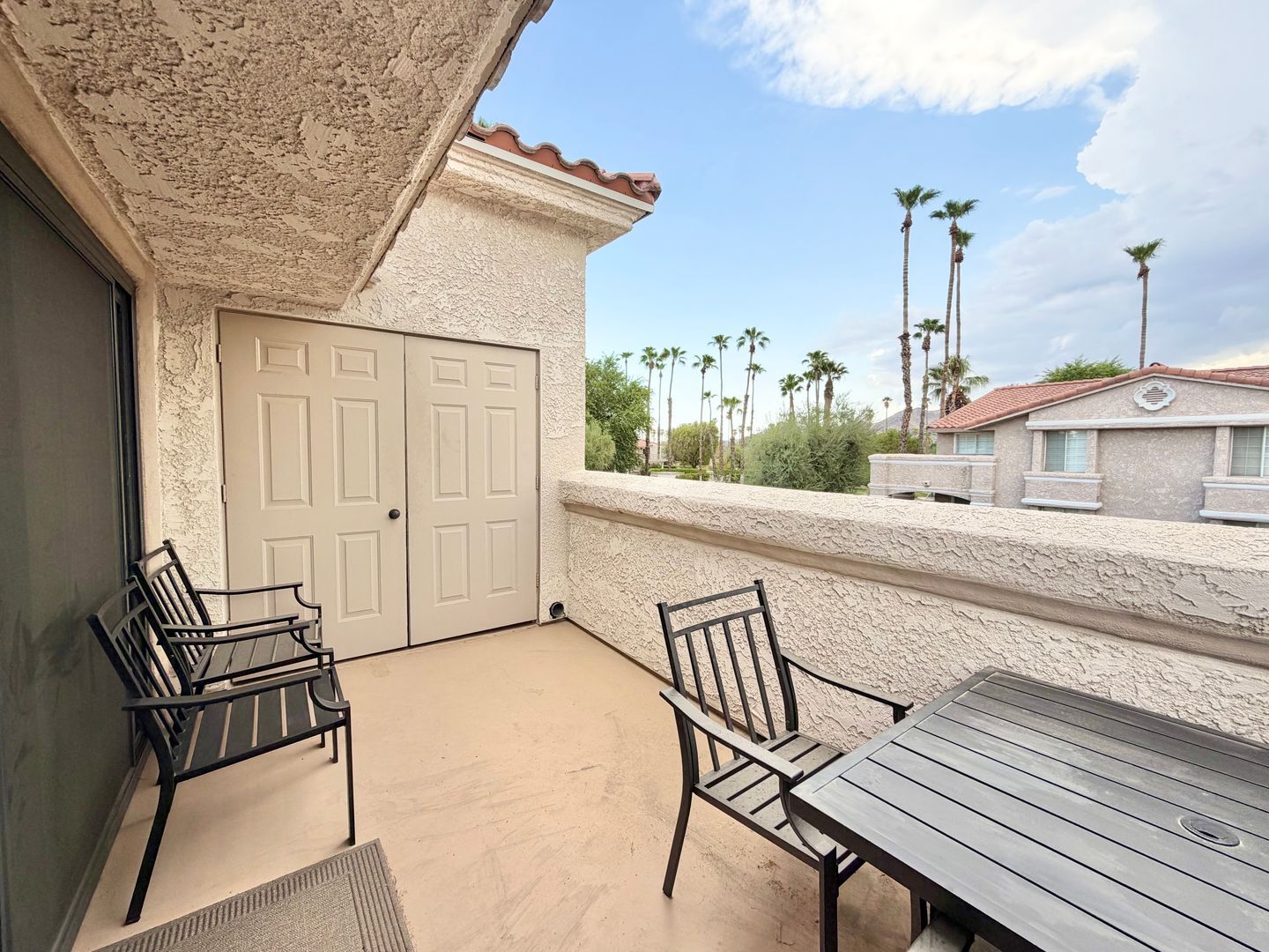 2001 E Camino Parocela Unit O-106 - Palm Springs - California - 1 bed, 1 bath rental property
