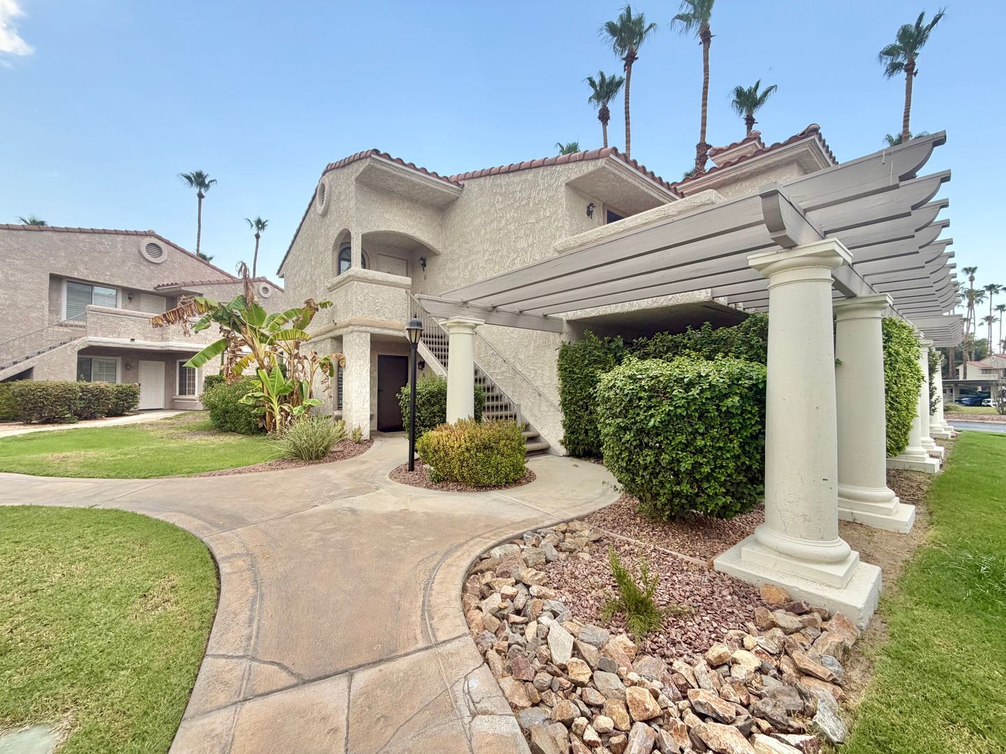 2001 E Camino Parocela Unit O-106 - Palm Springs - California - 1 bed, 1 bath rental property