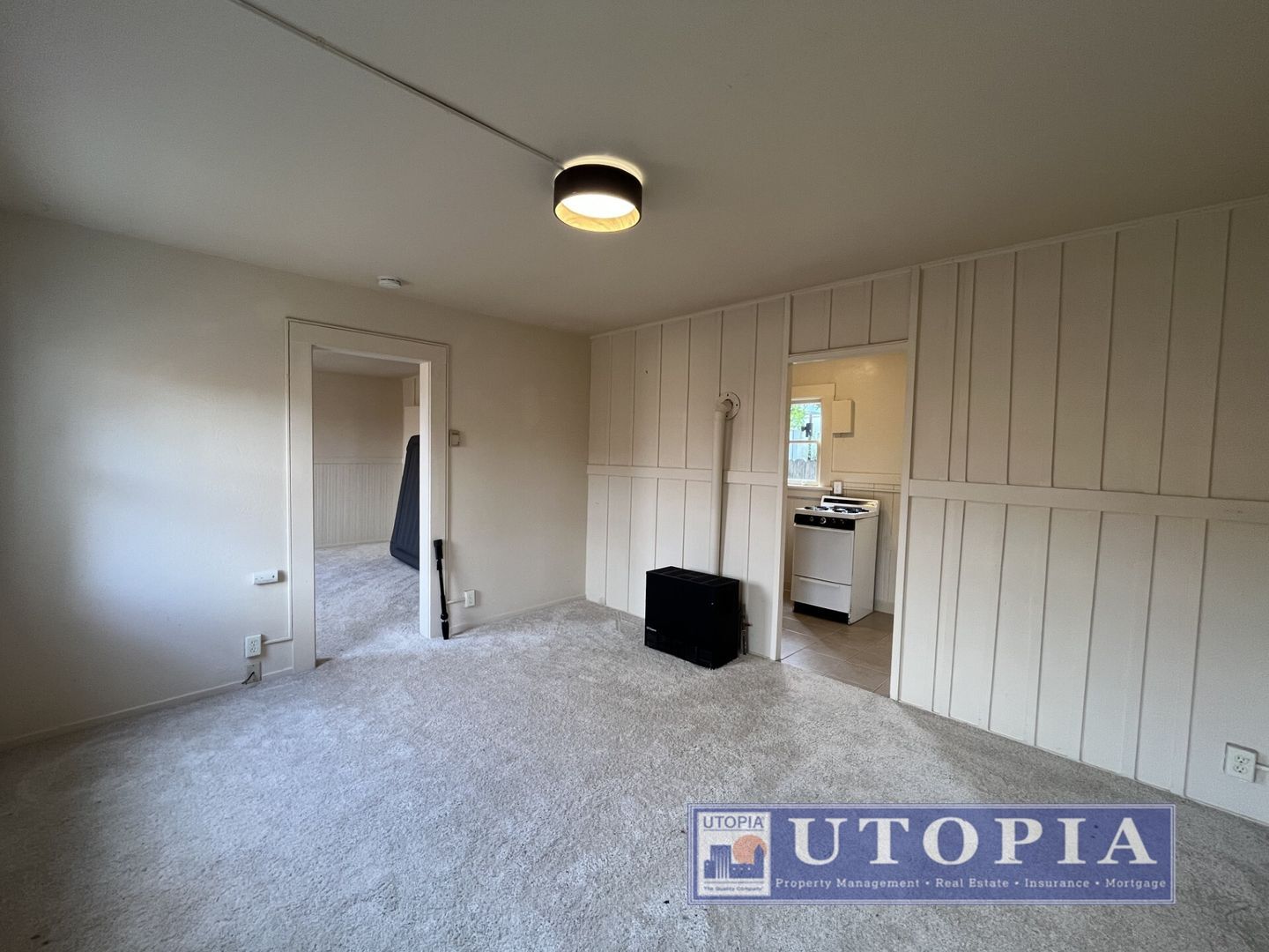 204 Hollister Ave. - Capitola - California - 1 bed, 1 bath rental property