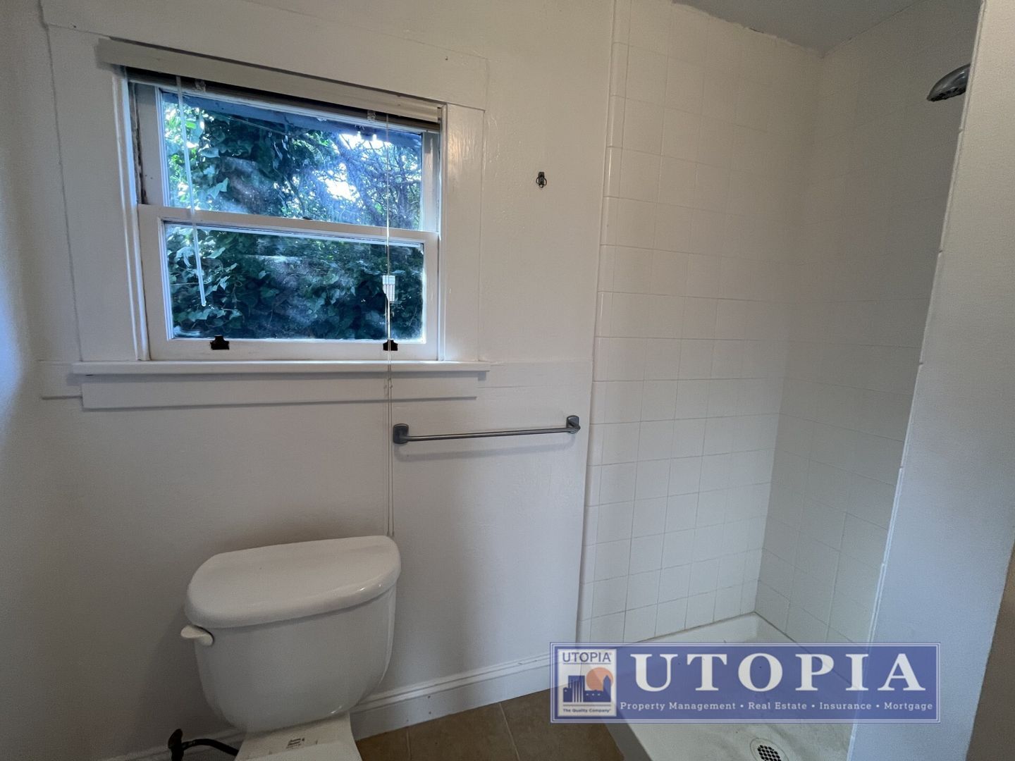 204 Hollister Ave. - Capitola - California - 1 bed, 1 bath rental property