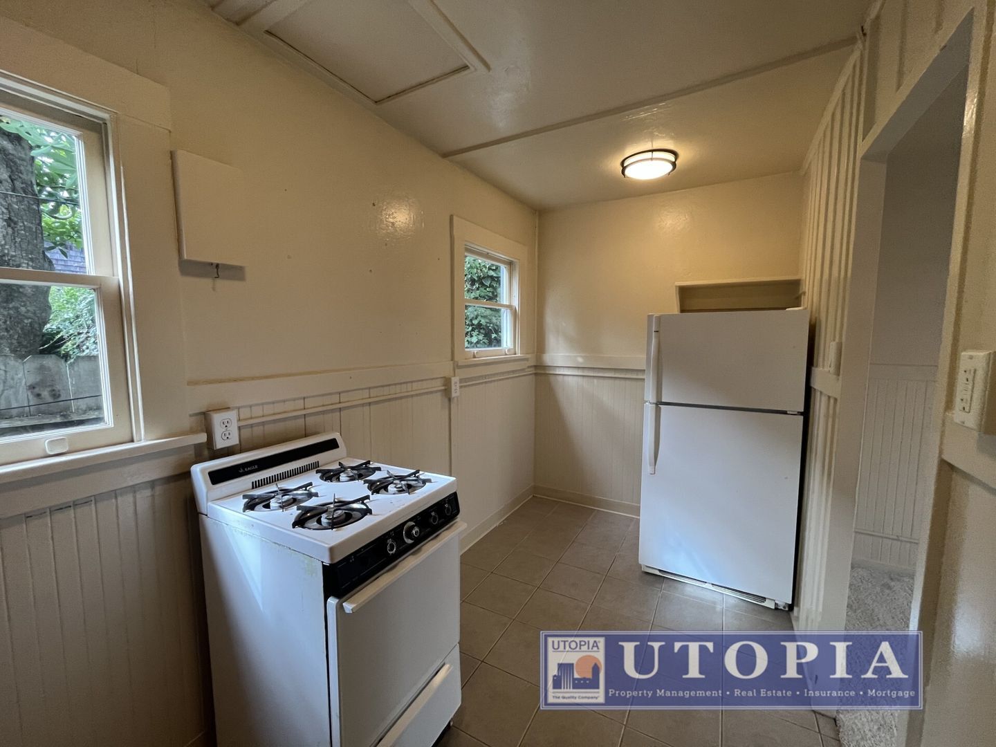 204 Hollister Ave. - Capitola - California - 1 bed, 1 bath rental property