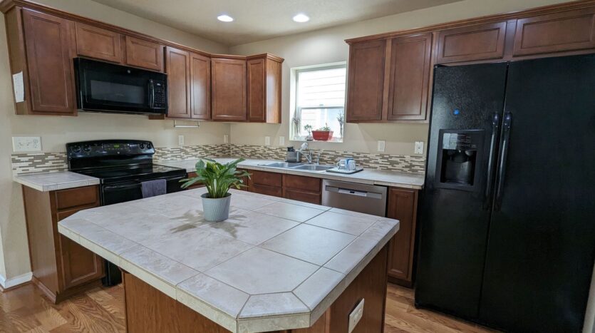 20954 SW Edgemont St. - Beaverton - Oregon - 3 bed, 3 bath rental property