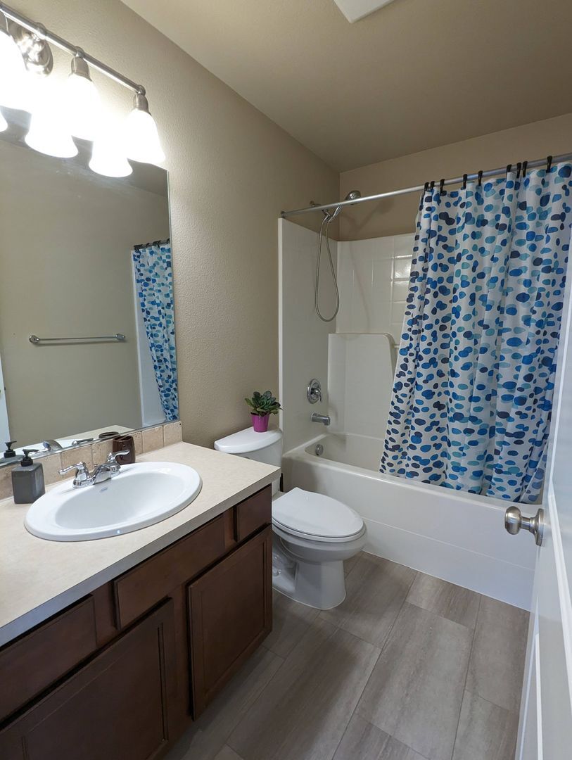 20954 SW Edgemont St. - Beaverton - Oregon - 3 bed, 3 bath rental property
