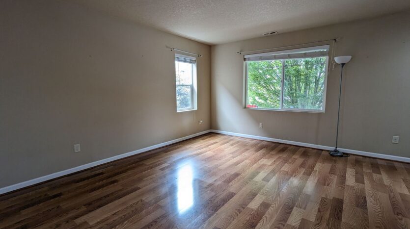 20954 SW Edgemont St. - Beaverton - Oregon - 3 bed, 3 bath rental property