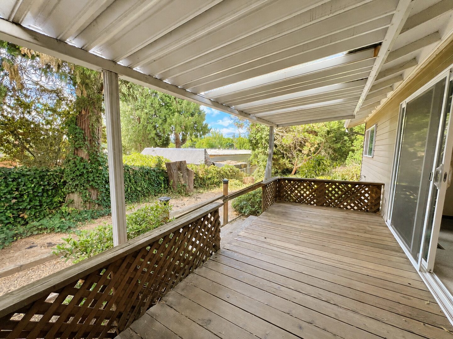 21318 SE Alder Ct - Gresham - Oregon - 2 bed, 1 bath rental property