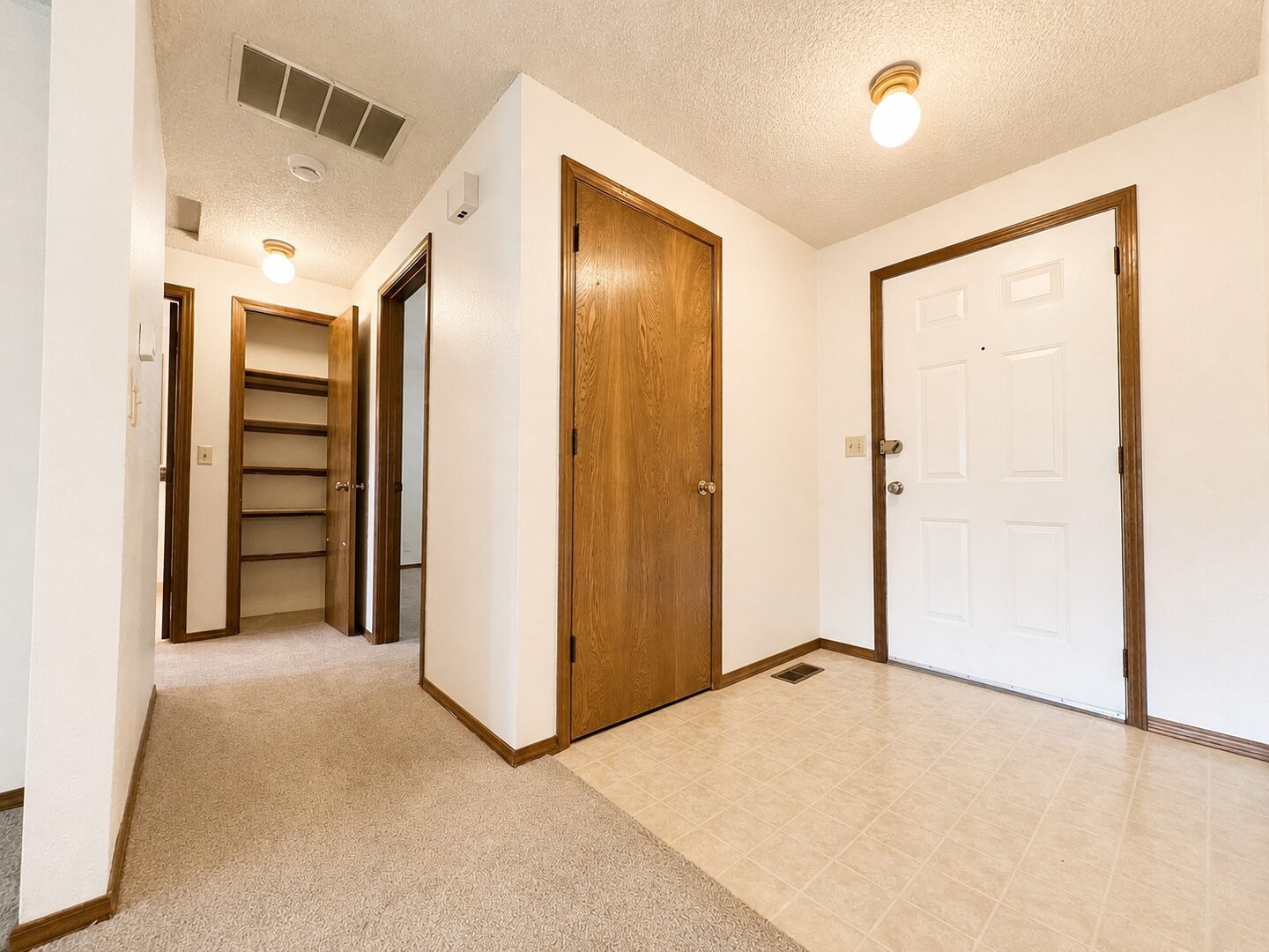 21318 SE Alder Ct - Gresham - Oregon - 2 bed, 1 bath rental property