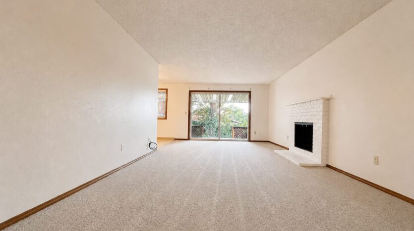 21318 SE Alder Ct - Gresham - Oregon - 2 bed, 1 bath rental property