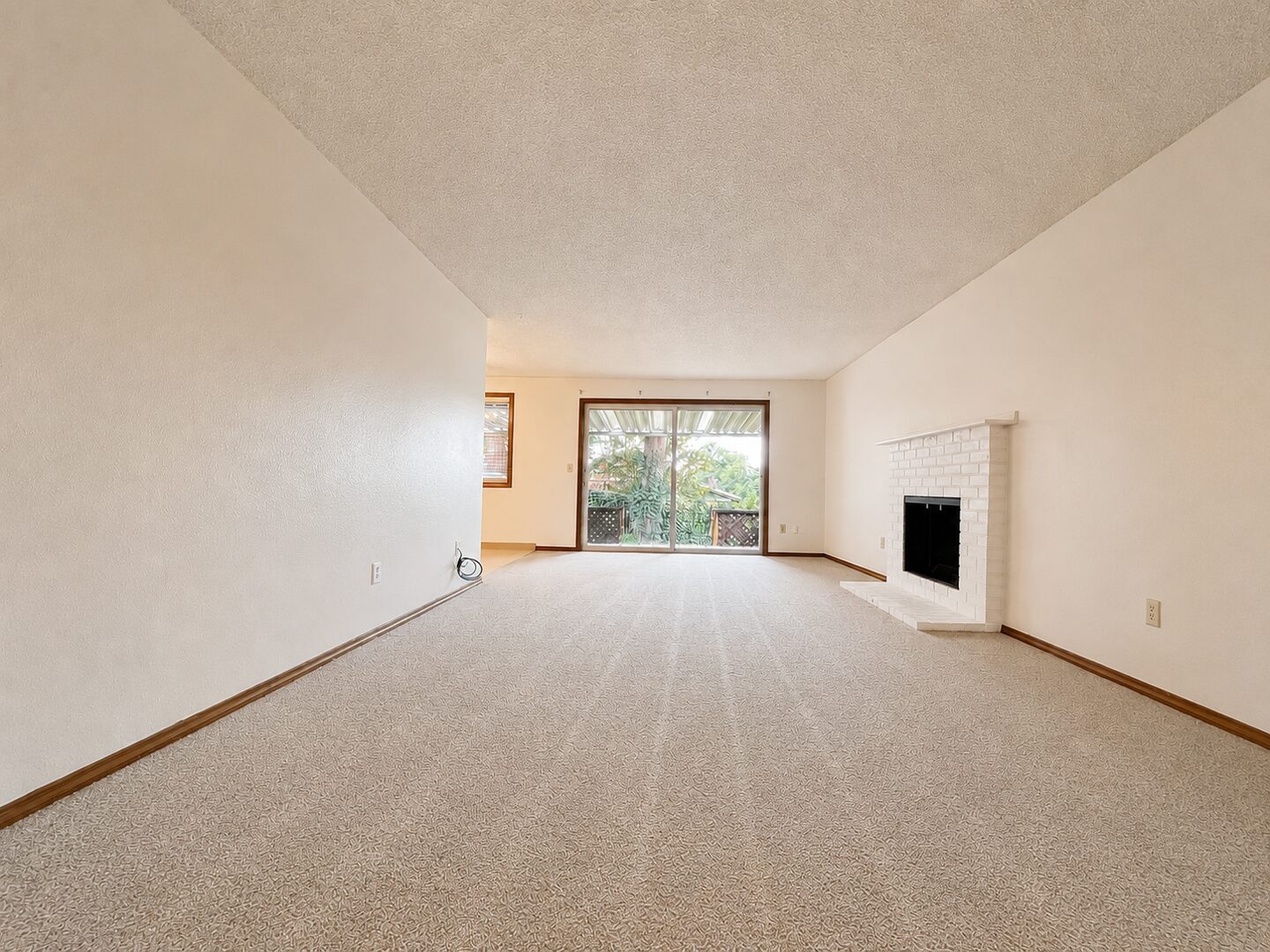 21318 SE Alder Ct - Gresham - Oregon - 2 bed, 1 bath rental property