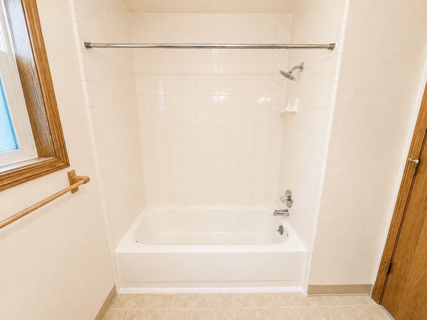 21318 SE Alder Ct - Gresham - Oregon - 2 bed, 1 bath rental property